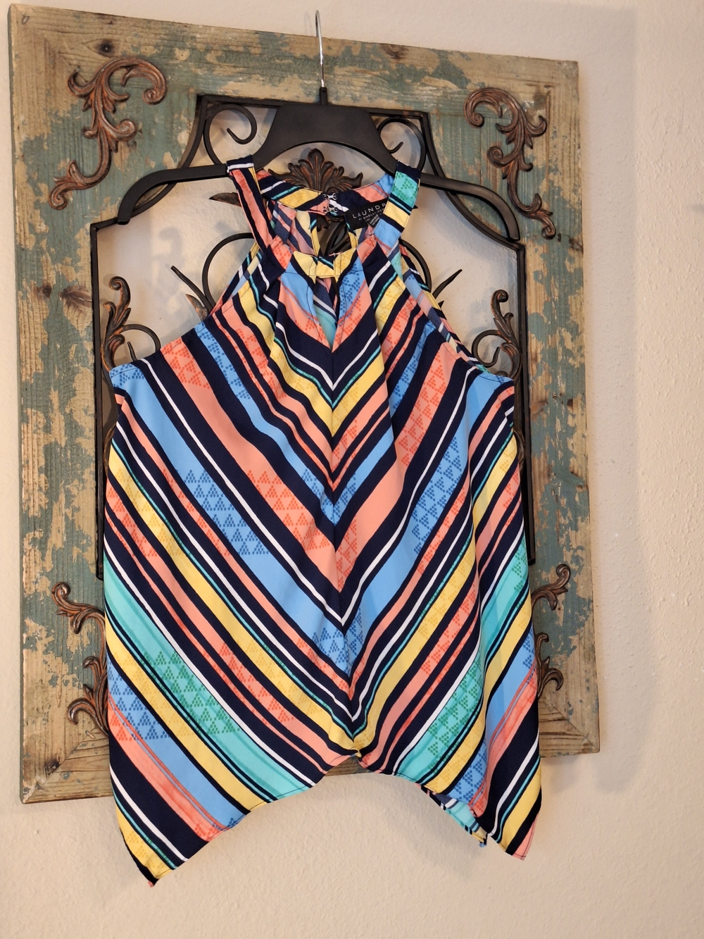 🔥🔥CLEARANCE ITEM🔥🔥Multicolor Chevron Halter Top Pink/Blue/Yellow. Size Small